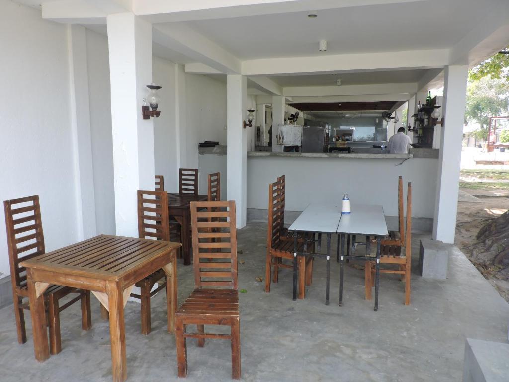 Нилавели: Pigeon Island Beach Resort
