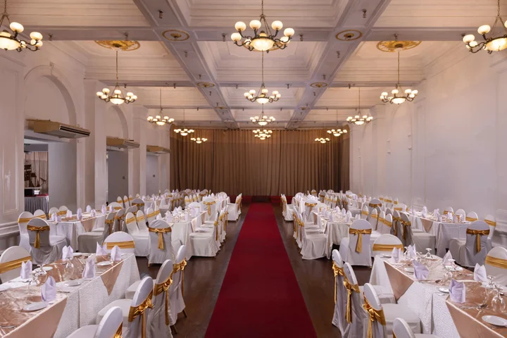 Канди: Отель Queens Kandy - 160 Years of Heritage & Luxury