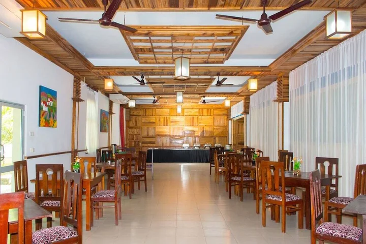 Коломбо: Hotel Kanaro