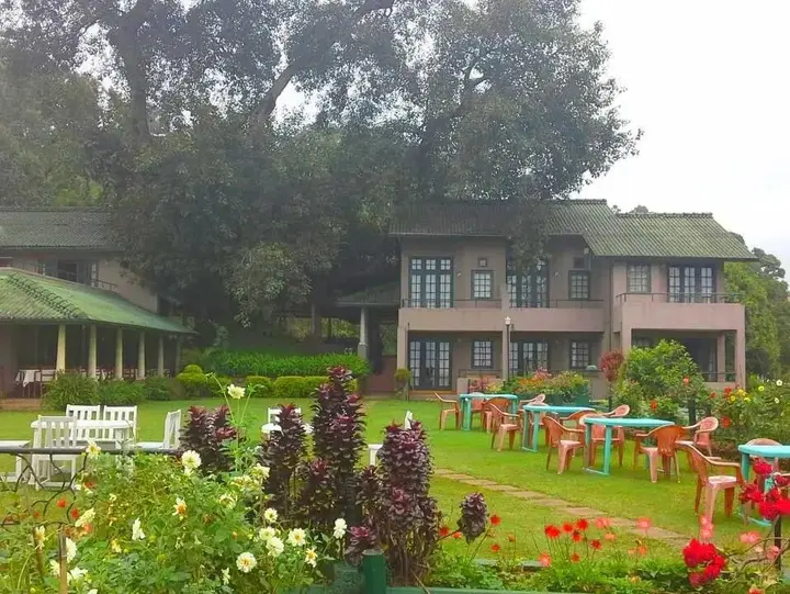 Амбевелла: Grand Ella Motel