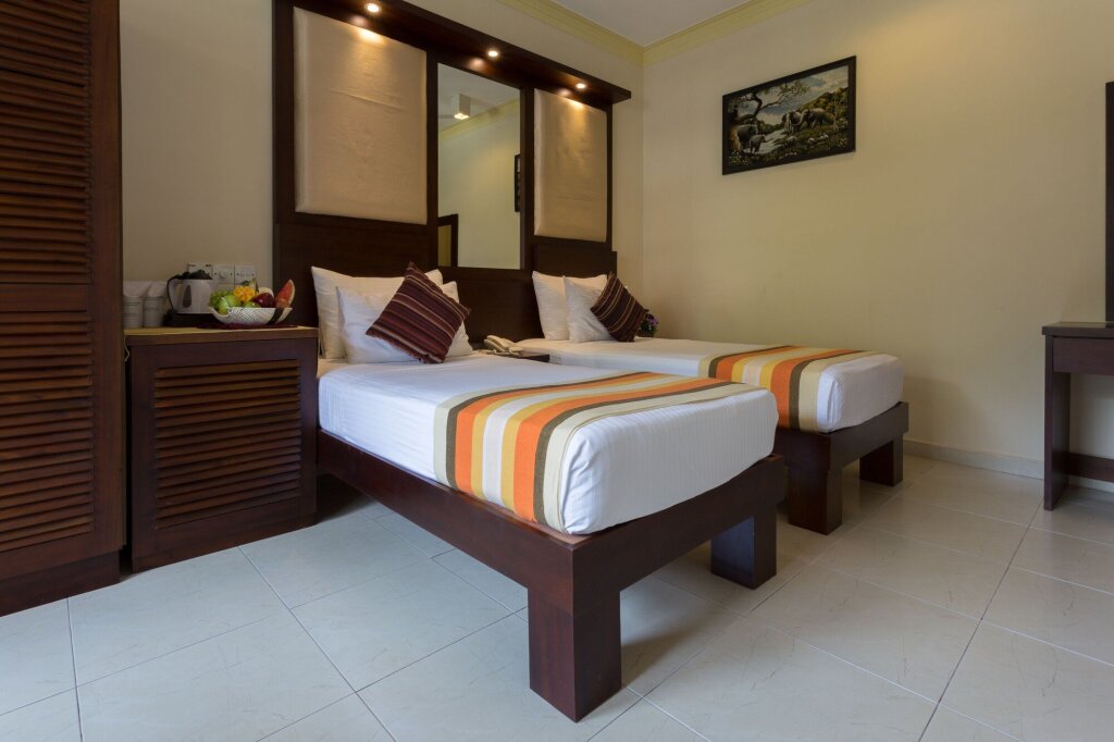 Канди: Отель Oak Ray Serene Garden Hotel