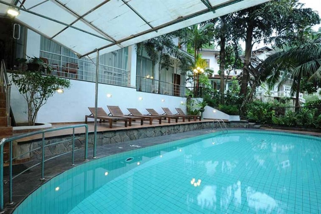 Канди: Отель Oak Ray Serene Garden Hotel