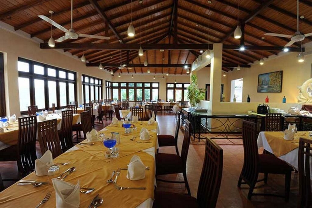 Канди: Отель Oak Ray Serene Garden Hotel