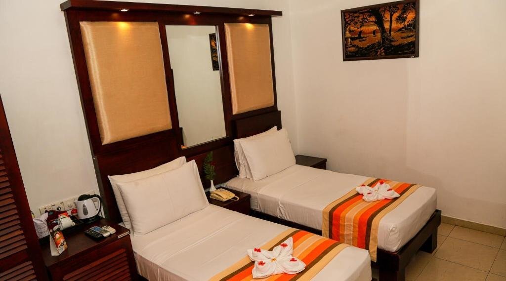 Канди: Отель Oak Ray Serene Garden Hotel