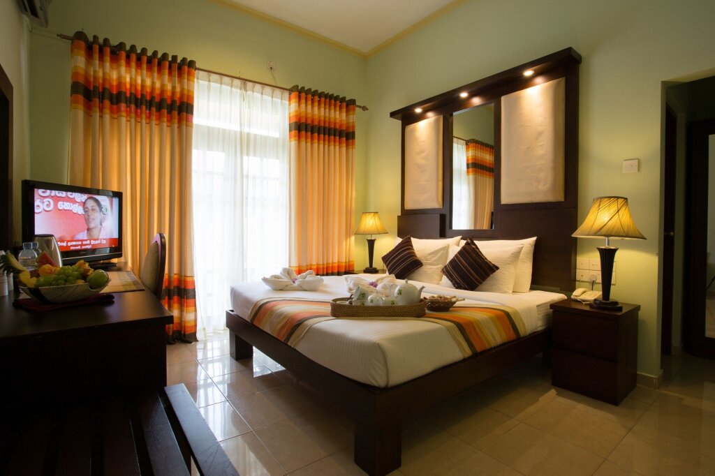 Канди: Отель Oak Ray Serene Garden Hotel