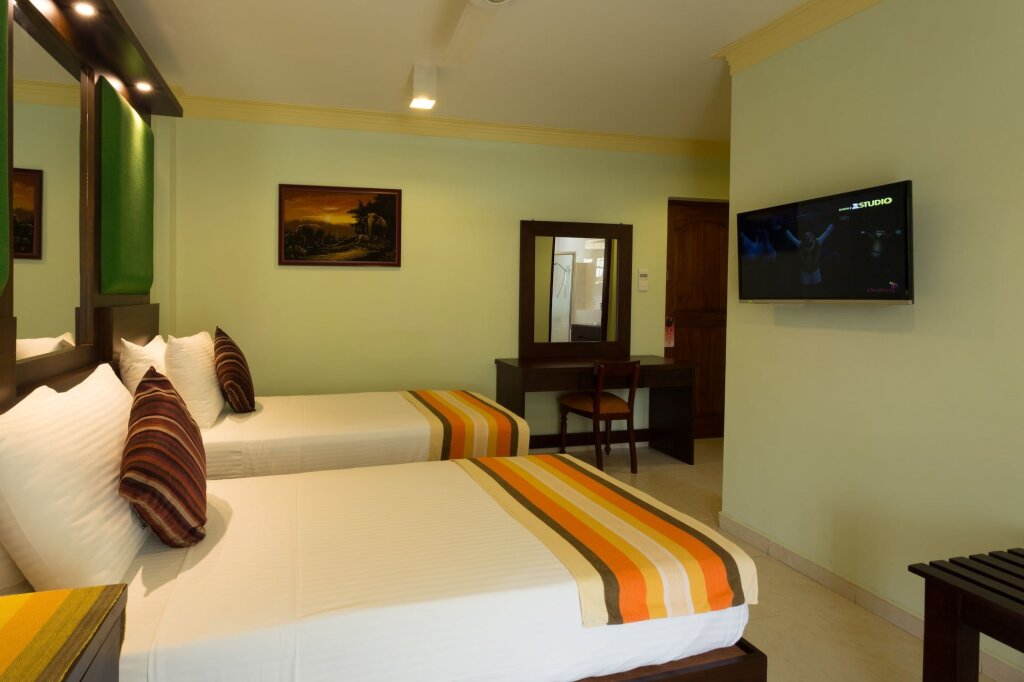 Канди: Отель Oak Ray Serene Garden Hotel