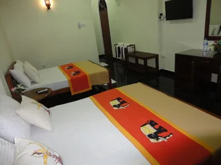 Канди: Forest Villa Hotel