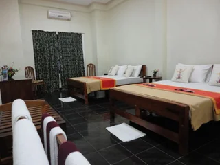 Канди: Forest Villa Hotel