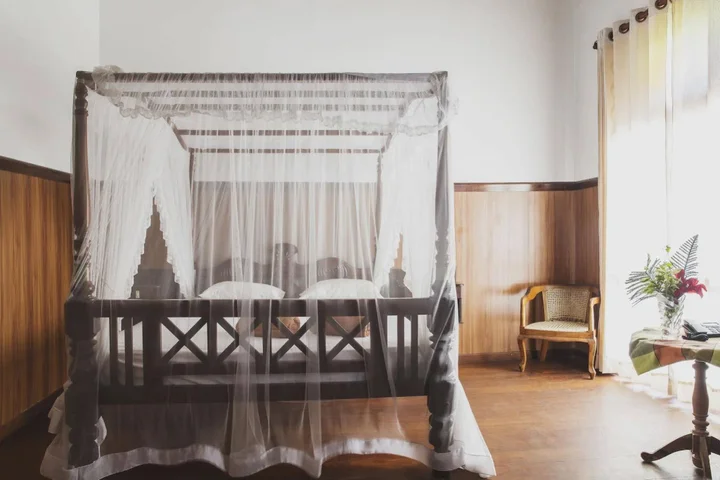 Унаватуна: Neptune Bay Hotel