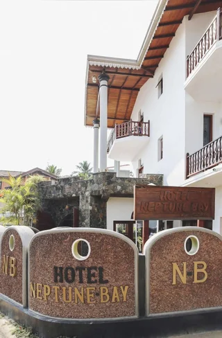 Унаватуна: Neptune Bay Hotel