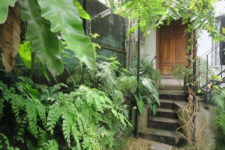 Коломбо: Peace of Mind Residencies