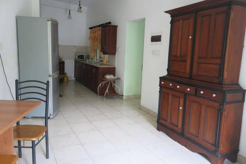 Коломбо: Peace of Mind Residencies