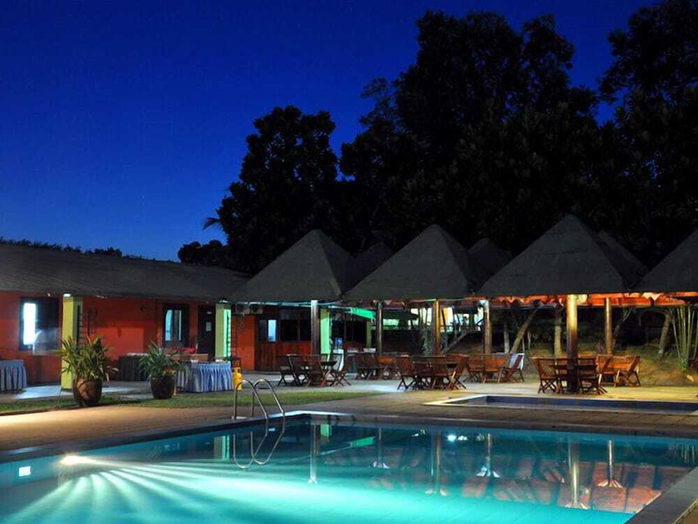 Ратнапура: Laya Leisure