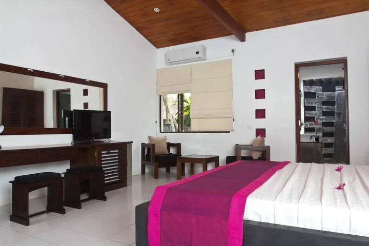 Хиккадува: Cattleya Villa