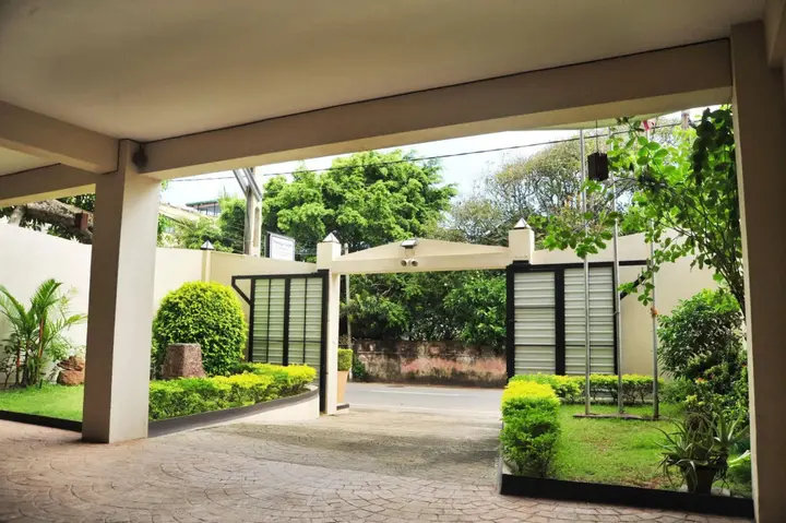 Гора Lavinia: Prestige Court