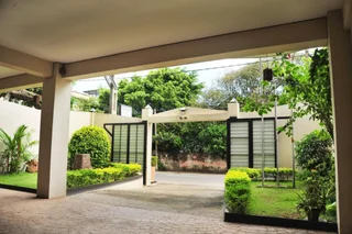 Гора Lavinia: Prestige Court
