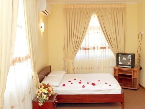 Моратува: Shanghai Hotel