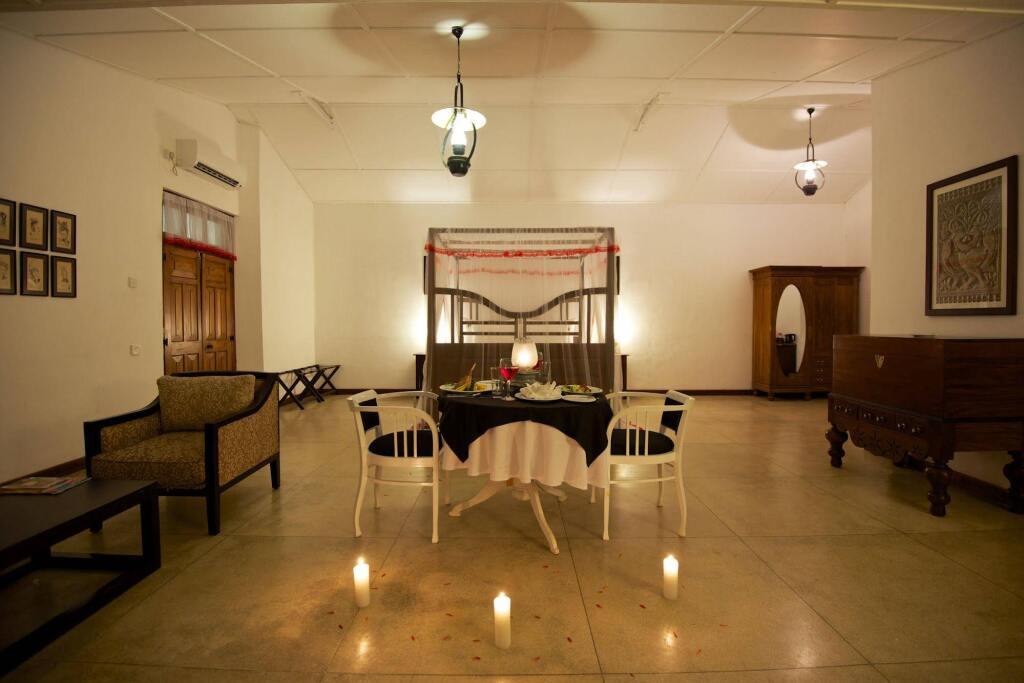 Канди: Mountbatten Bungalow