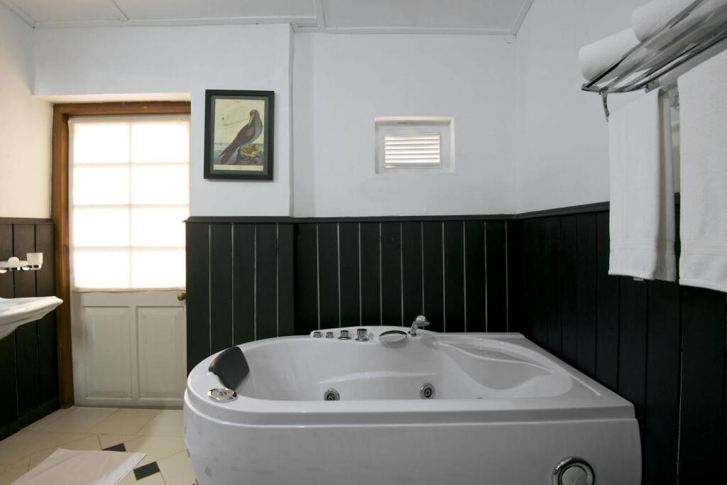 Канди: Mountbatten Bungalow