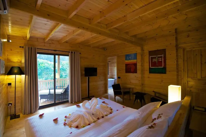 Канди: Mountbatten Bungalow