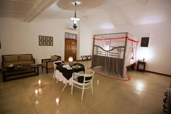 Канди: Mountbatten Bungalow