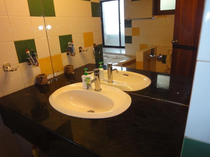 Шри-Джаяварденепура-Котте: Greenleaf Villa