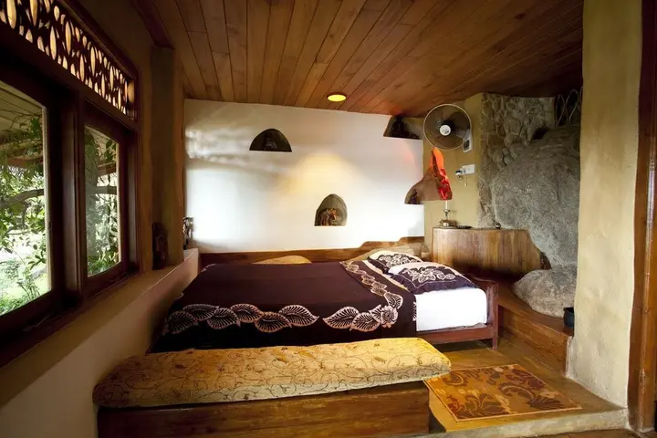 Унаватуна: Penthouse on the Rocks