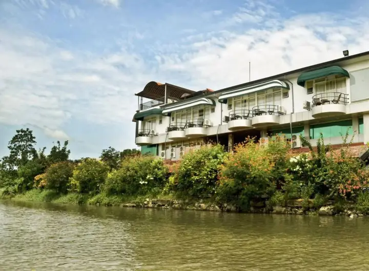 Opulent River Face Hotel — фото 5