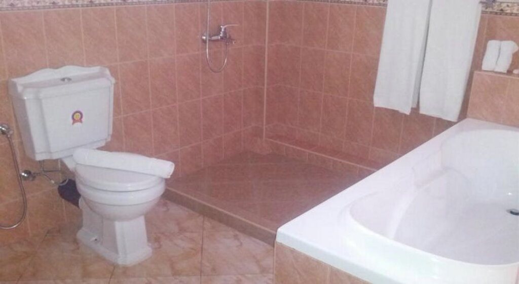 Хиккадува: Vizzava Villa