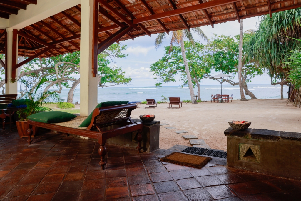 Коггала: Villa South Point Abbey 4 bedroom beach front
