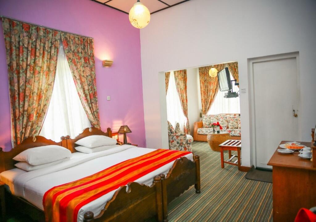 Нувара-Элия: Hotel Glendower