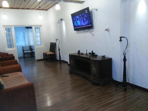Нувара-Элия: Ellitte Garden Hotel