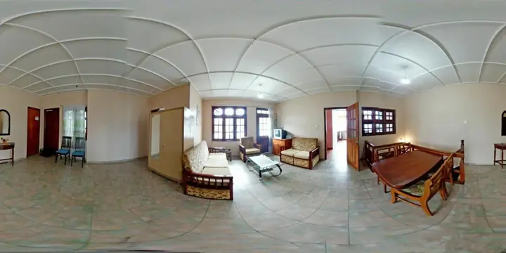 Нувара-Элия: Kings Court Hotel