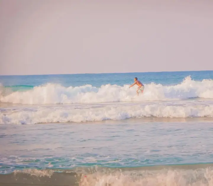 Матара: Surf Range