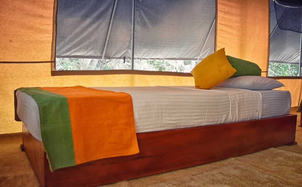 Киринда: Wilderness Camping Yala