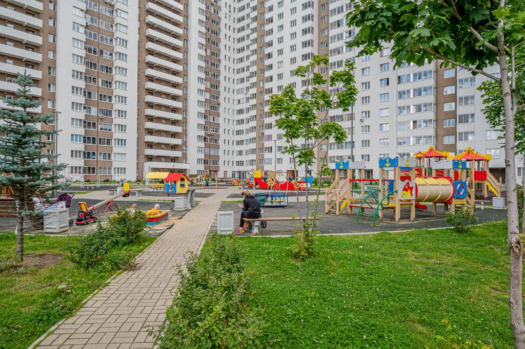 Верхняя Пышма: Апартаменты 2 Успенский Проспект 113Б