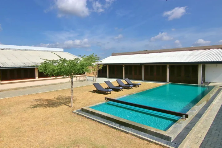Киринда: Kirinda Lodge by Ceilao Villas