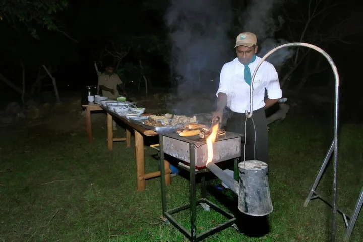Киринда: The Yala Camping