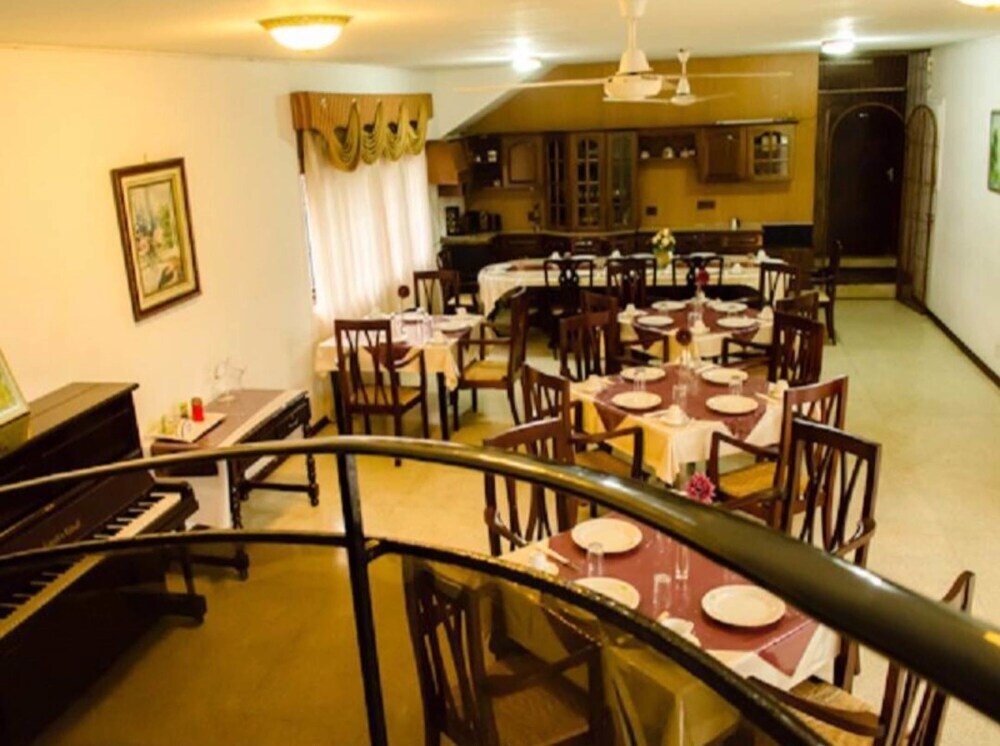 Гора Lavinia: Vista Hotel 12