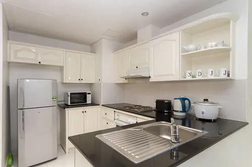 Коломбо: Crescatcity Apartments