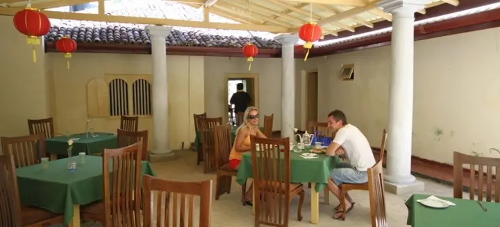 Мирисса: Mirissa Seaside Cabanas