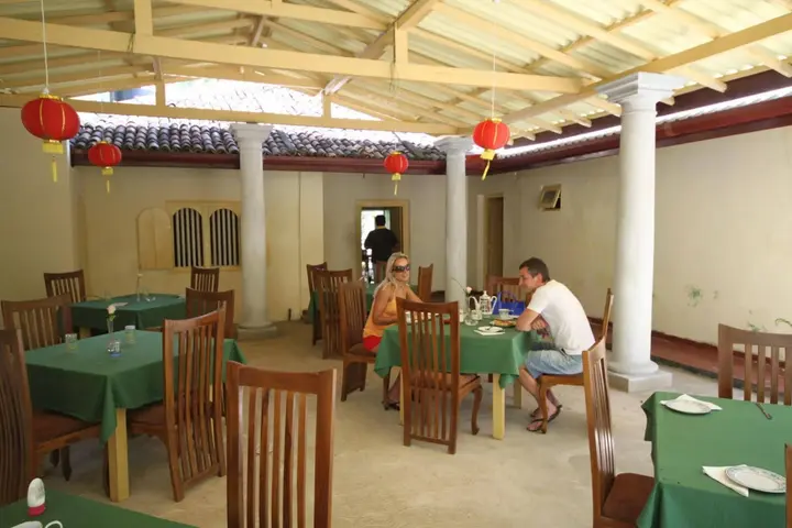 Мирисса: Mirissa Seaside Cabanas