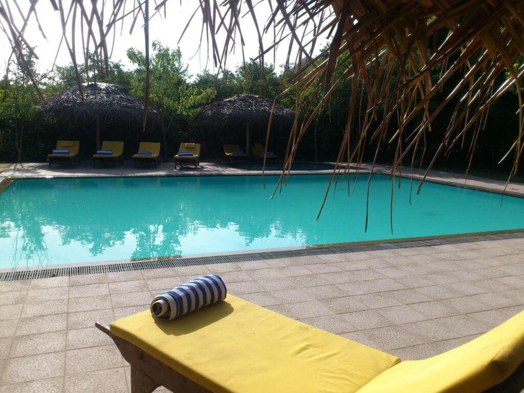 Калкудах: Giman Free Beach Resort