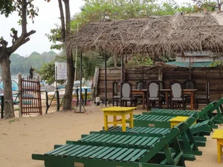Аругам-Бэй: Deans Beach Hotel