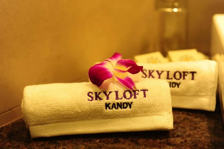 Канди: Skyloft Kandy by Aaradhaya