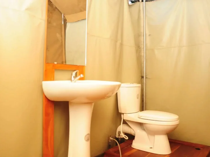 Киринда: Yala Bear Safari Camp Tents