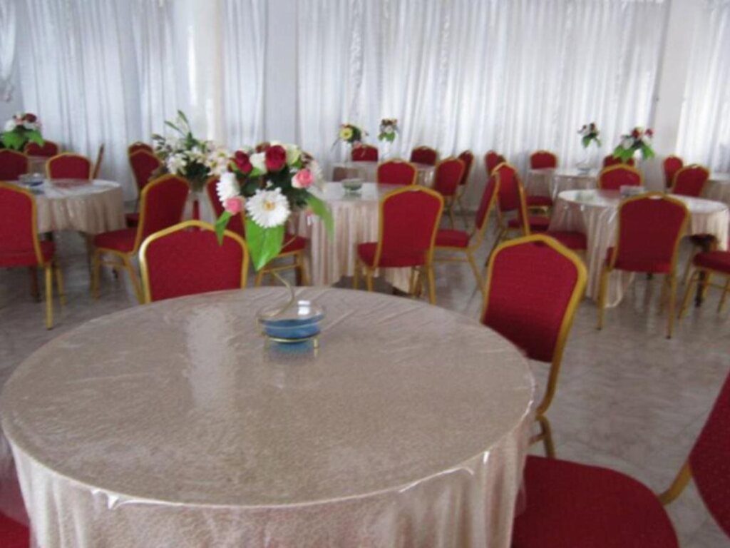 Канди: Nisala Rest Home