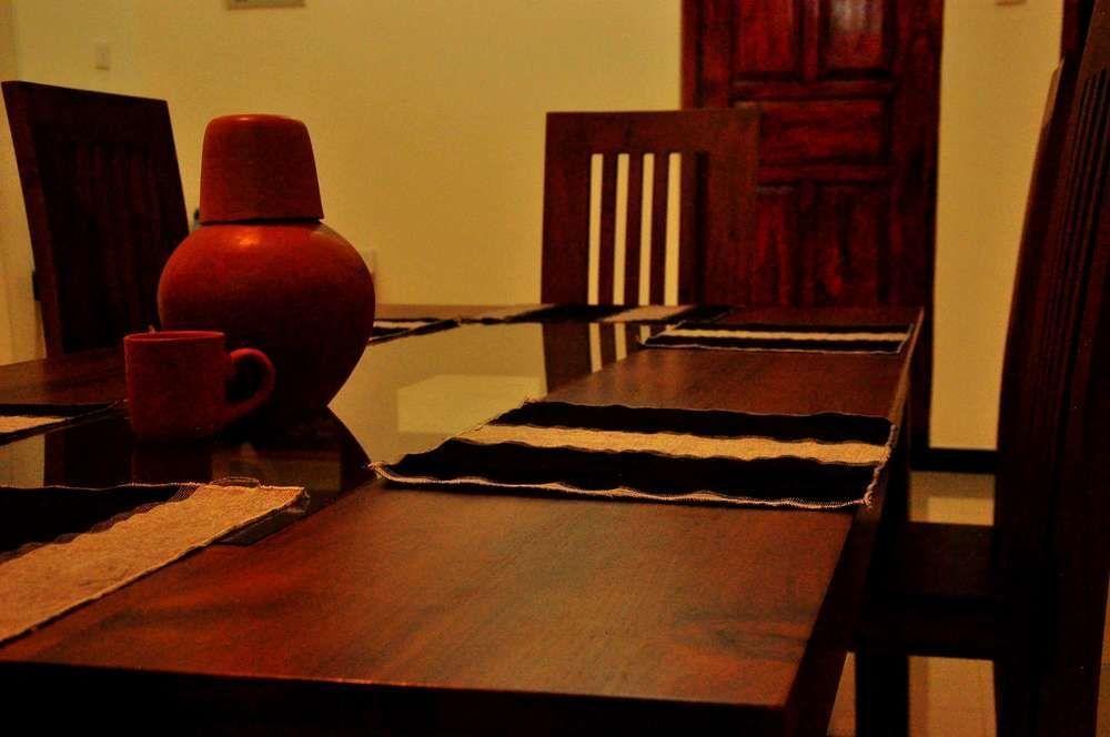 Хиккадува: White Horse Guesthouse