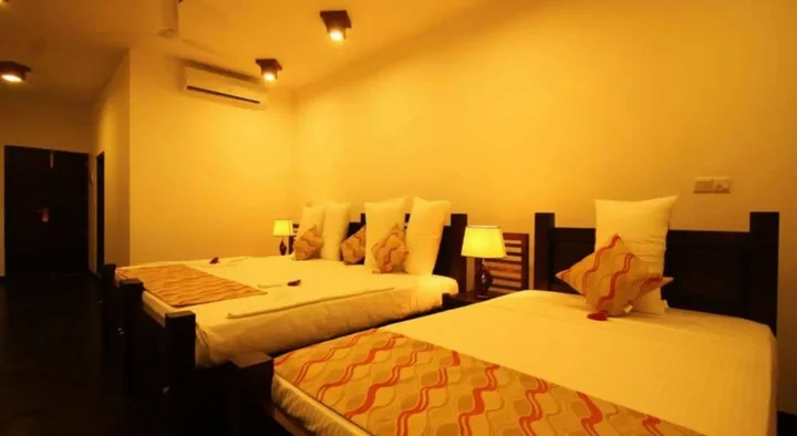 Унаватуна: Saffron Hotel