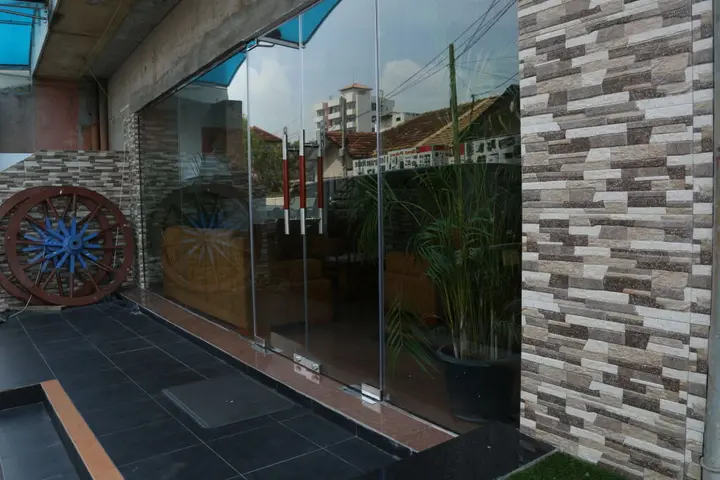 Коломбо: Hotel Eurolanka Colombo